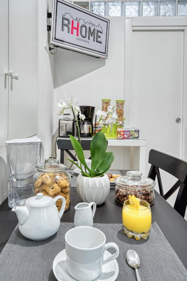 Rhome Guest house